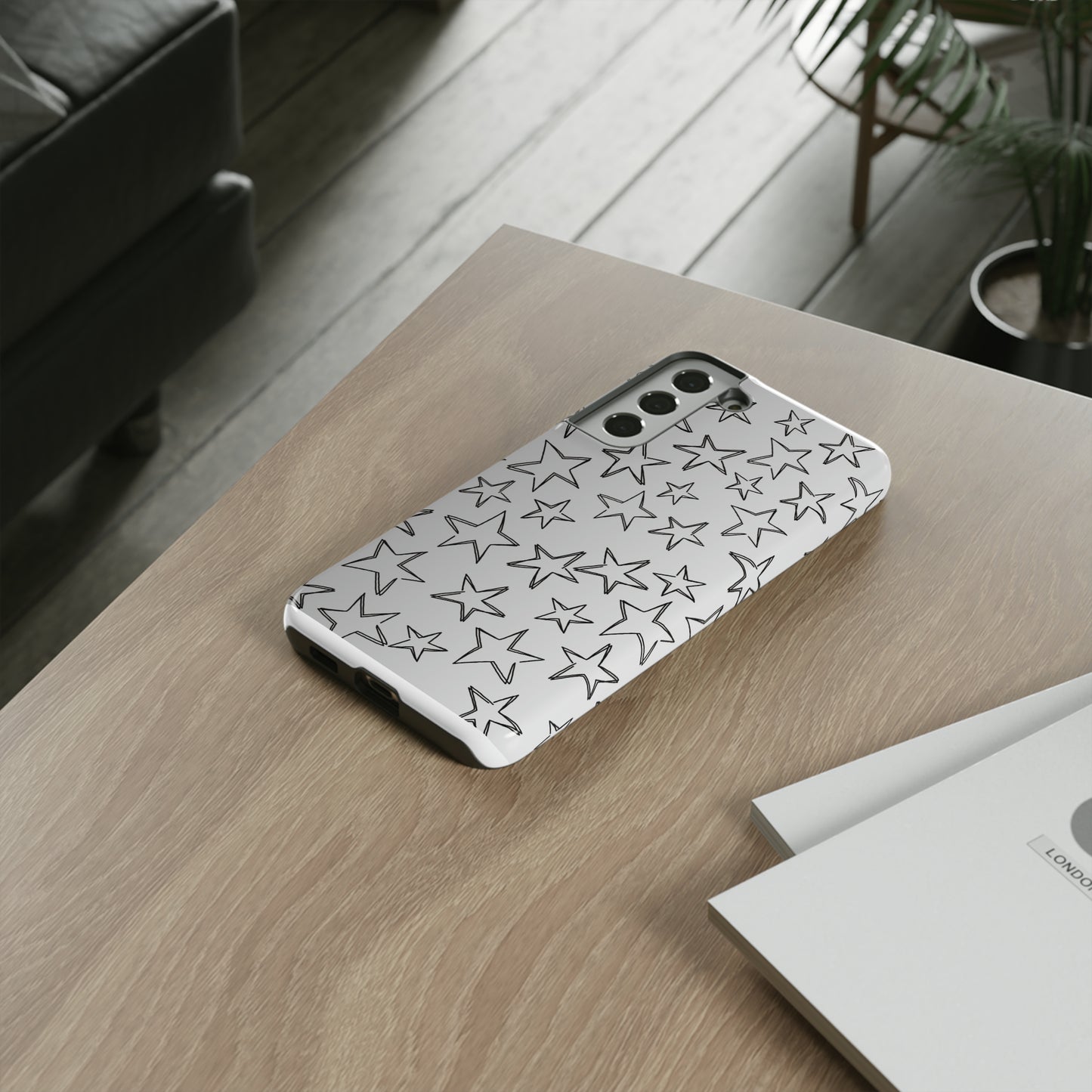 Black to White Fade Star Case