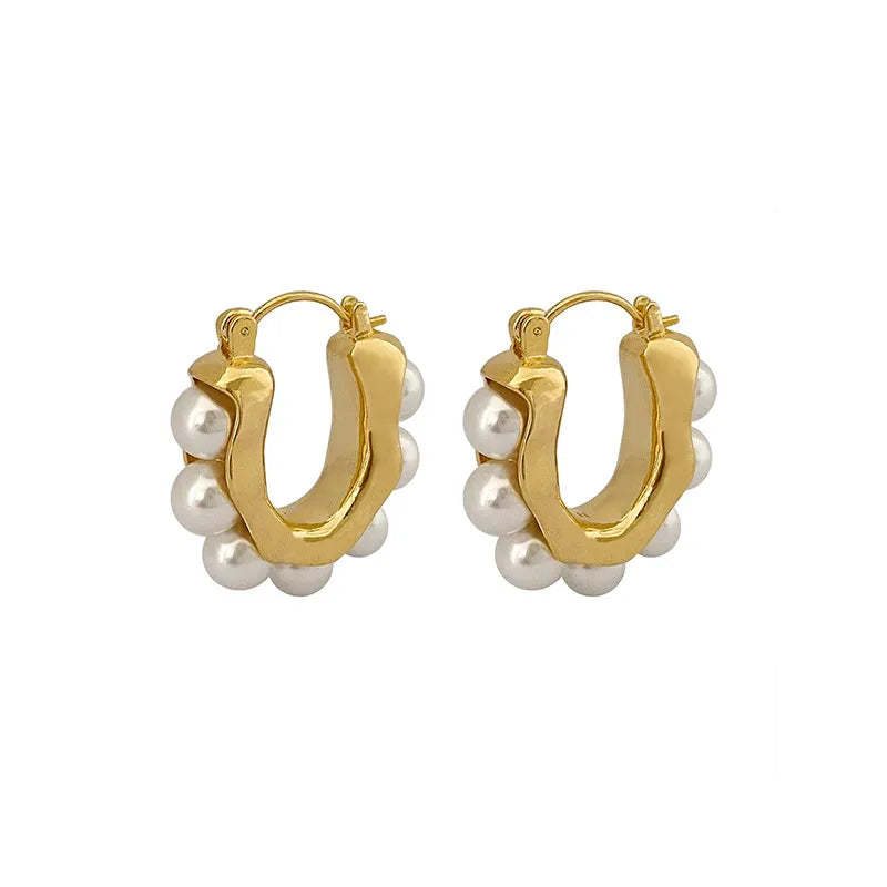 Pearl Oval Hoop Earrings