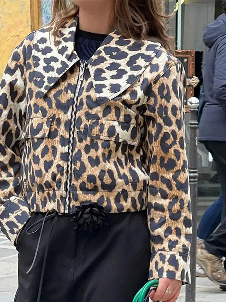 49408513835334|49408513868102|49408513900870